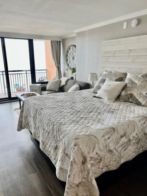 *Oceanfront Retreat*King Bed *Great Pools, Hot Tubs+++*O41 Villa Myrtle Beach Bagian luar foto