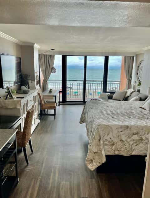 *Oceanfront Retreat*King Bed *Great Pools, Hot Tubs+++*O41 Villa Myrtle Beach Bagian luar foto